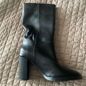 NEW Lola Cruz Camelia Boots Black Leather Heel
